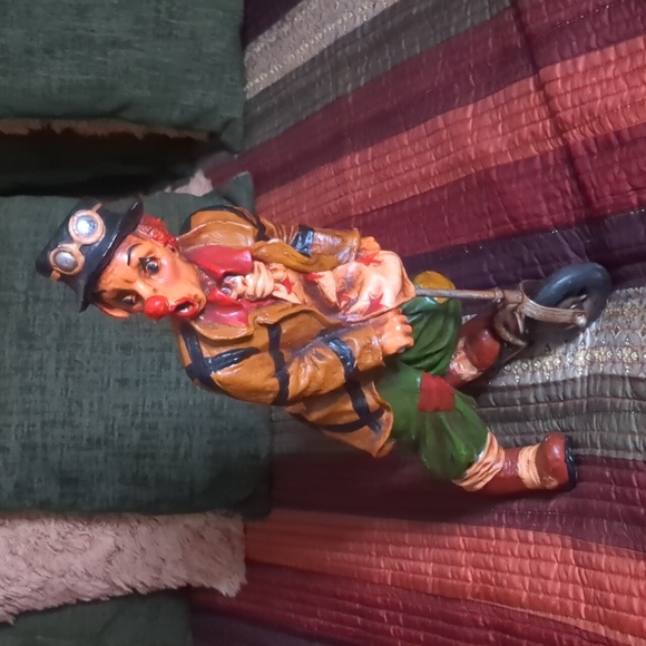 Vintage JUN ASILO 'STYLE' Clown on a scooter sculpture (no marking/sig) rare and - Picture 1 of 13
